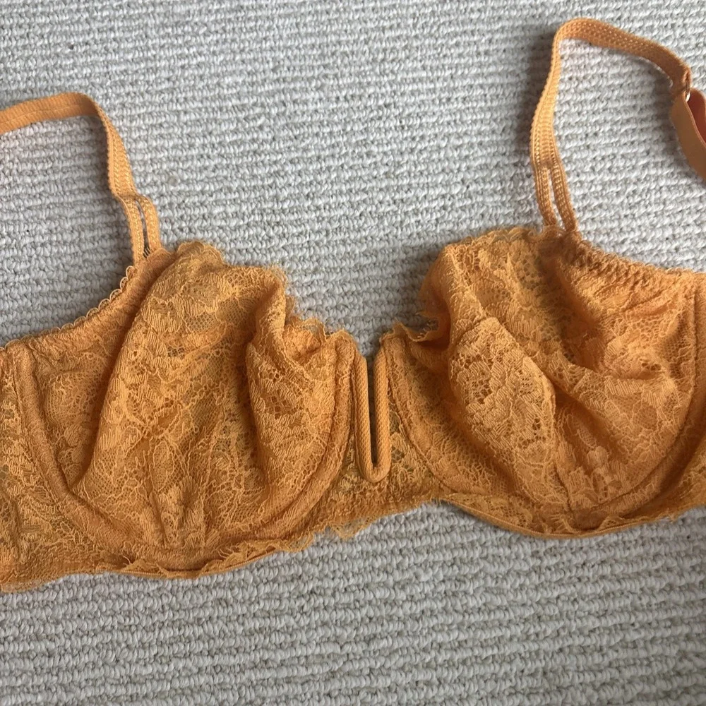 Auden Unlined Balconette Bra 34D Yellow Lace Underwire Unlined